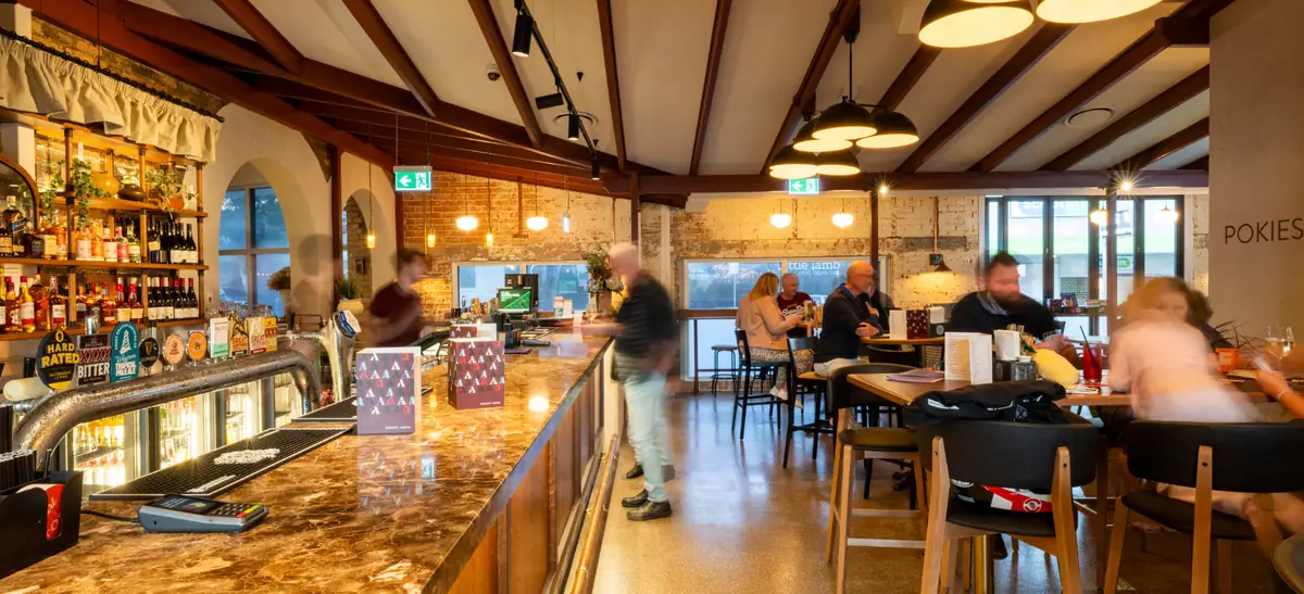 Albion Hotel – 300 Sandgate Road, Albion, QLD