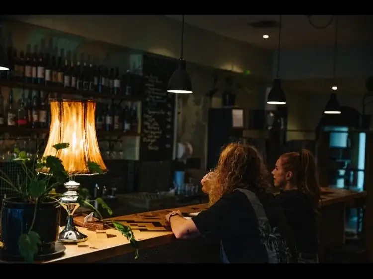 Ballard's – 915 High Street, Thornbury