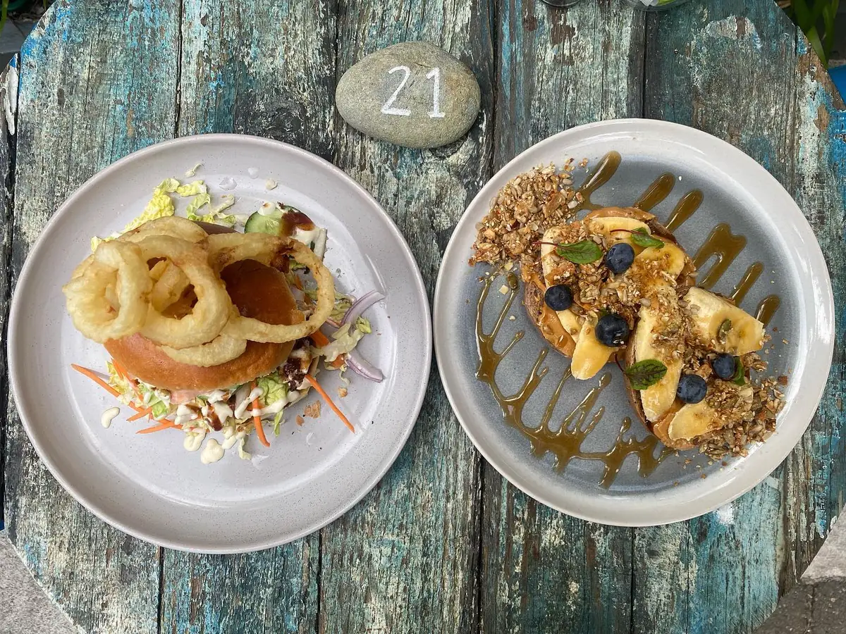 Beachouse Cafe – 72 Beach Street, Woolgoolga