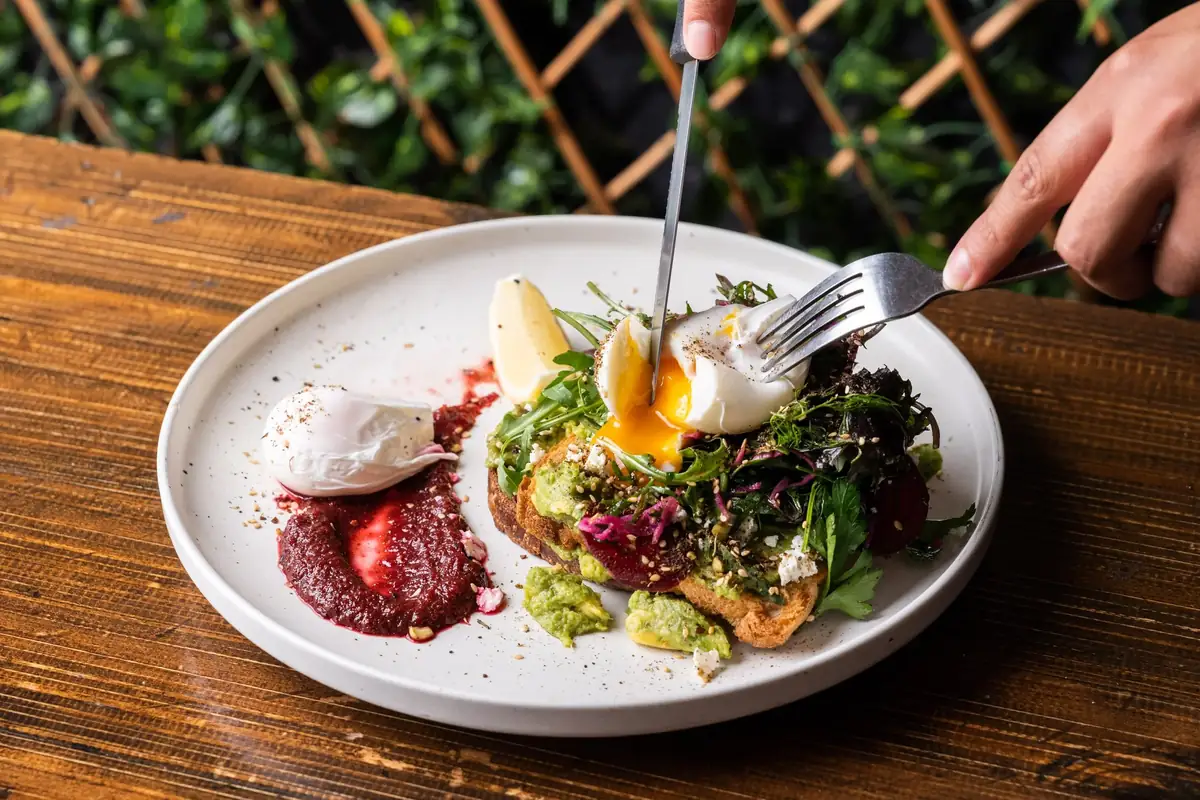 Bean & Base – 159 Melbourne Road, Rippleside