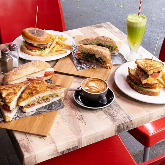 Bill and Tony's – Darlinghurst