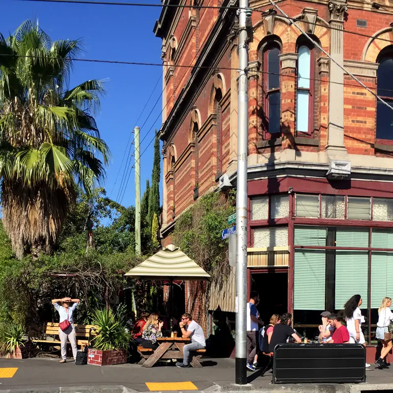 Black Cat – Fitzroy VIC (photo 2)