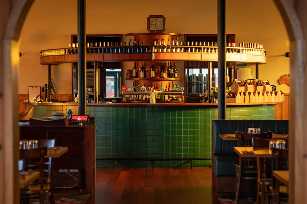 Bridge Hotel – Werribee VIC (photo 4)