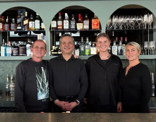 Chri's Beacon Point Restaurant & Villas – Skenes Creek VIC (photo 5)