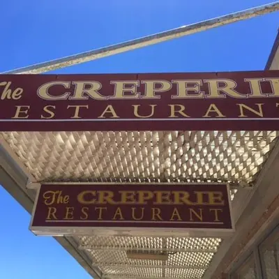 Creperie Cafe logo