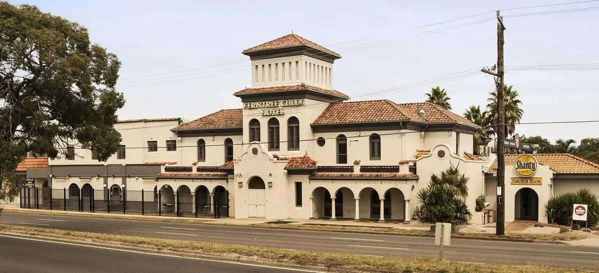 Ferntree Gully Hotel – 1130 Burwood Highway, Ferntree Gully, VIC