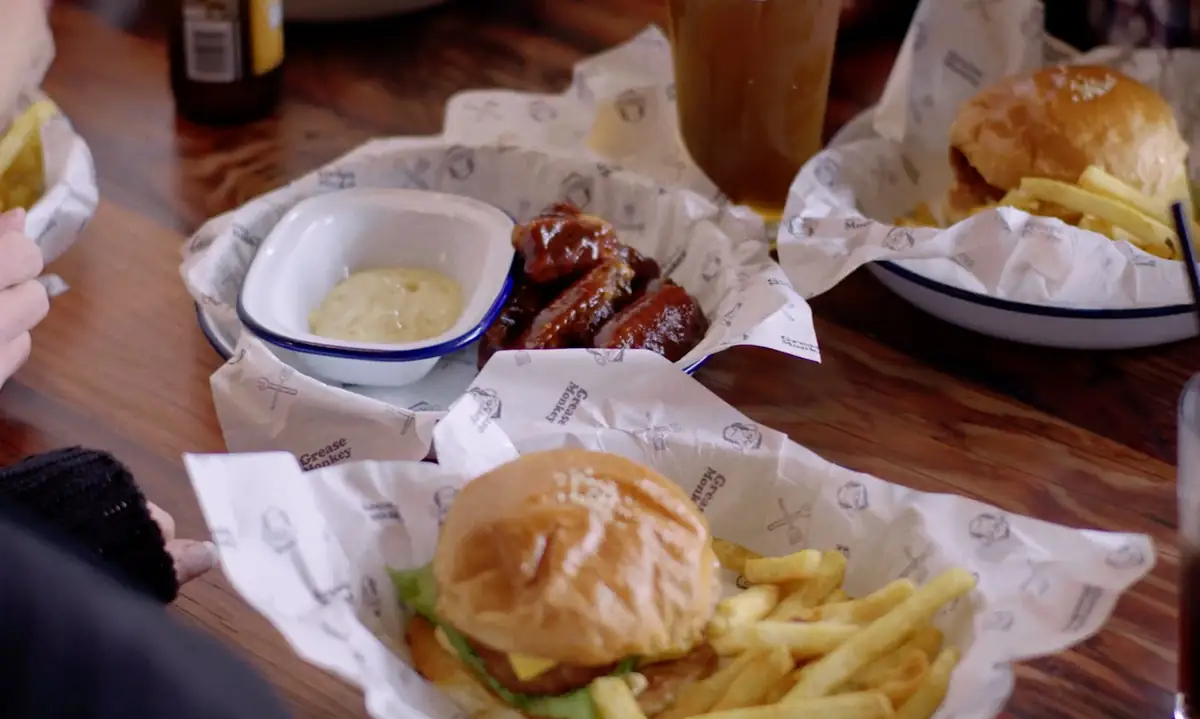 Grease Monkey – 19 Lonsdale Street, Braddon