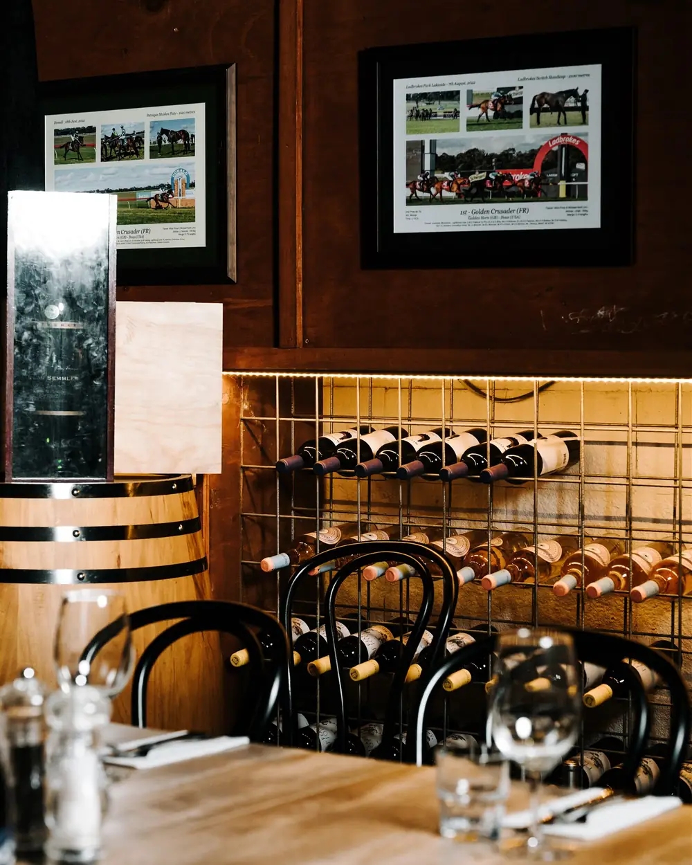 Gryphons Caffe Bar – Griffith ACT (photo 4)