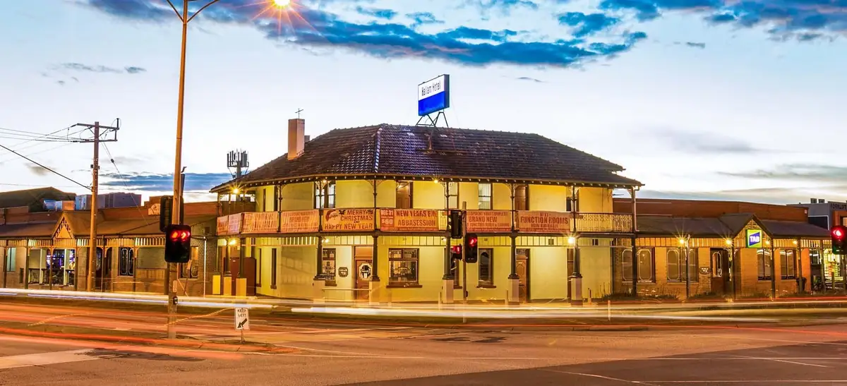 Hallam Hotel – Hallam