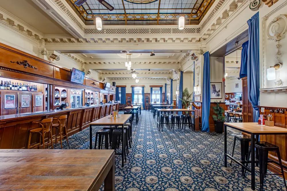Harrys Bar – Adelaide SA (photo 2)