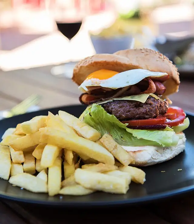 Henry's Bridge Hotel – Echuca VIC (photo 2)
