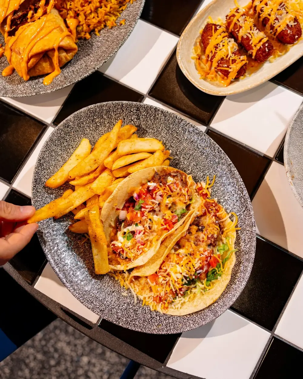 Hola Mexico Williamstown – 187 Nelson Place, Williamstown, VIC