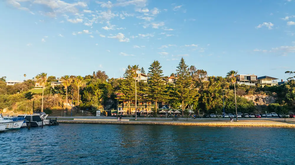 Left Bank Hotel – East Fremantle WA (photo 5)
