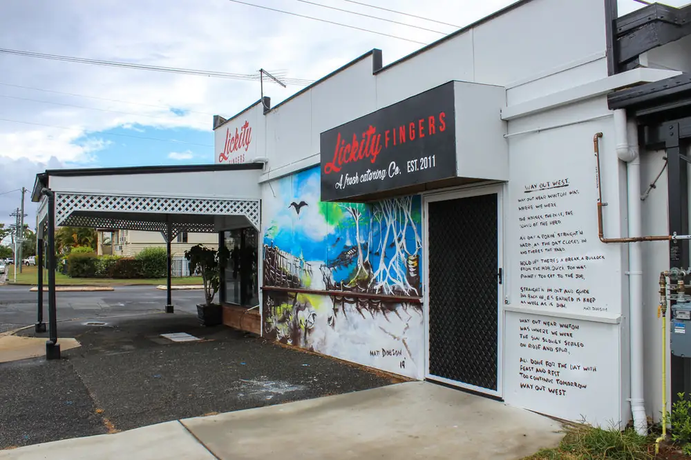 Lickity Fingers – Rockhampton City QLD (photo 2)