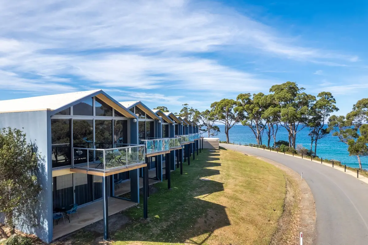 Lufra Bistro – 380 Pirates Bay Drive, Eaglehawk Neck, TAS