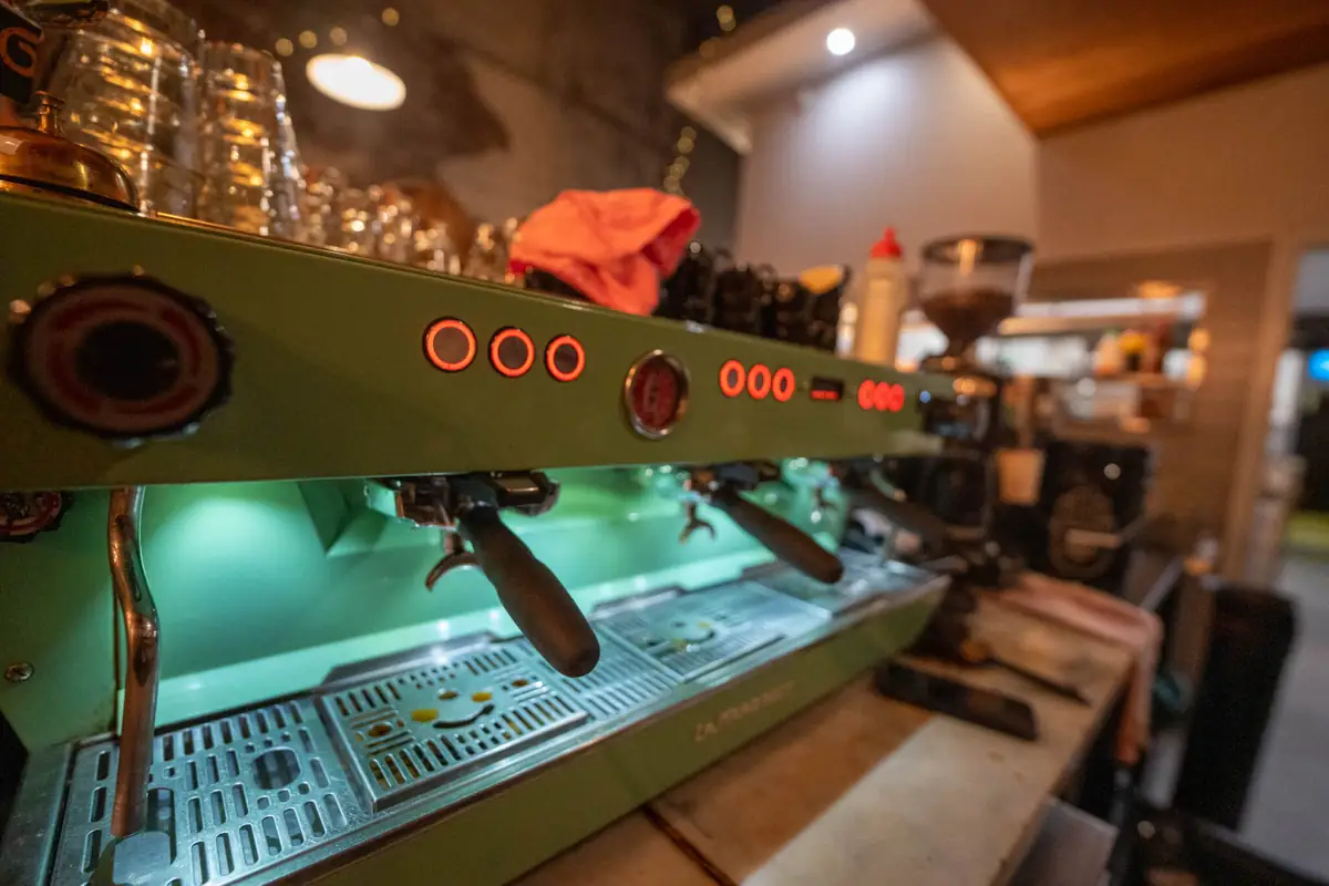 Lux Foundry Cafe – 21 Hope Street, Brunswick