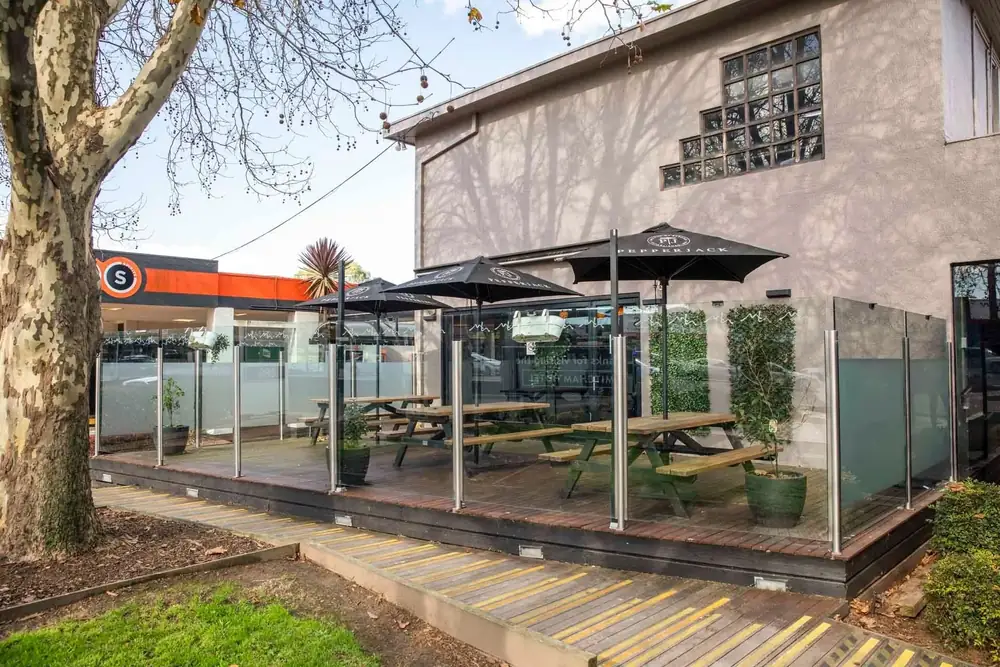 Mitcham Hotel – Mitcham VIC (photo 2)