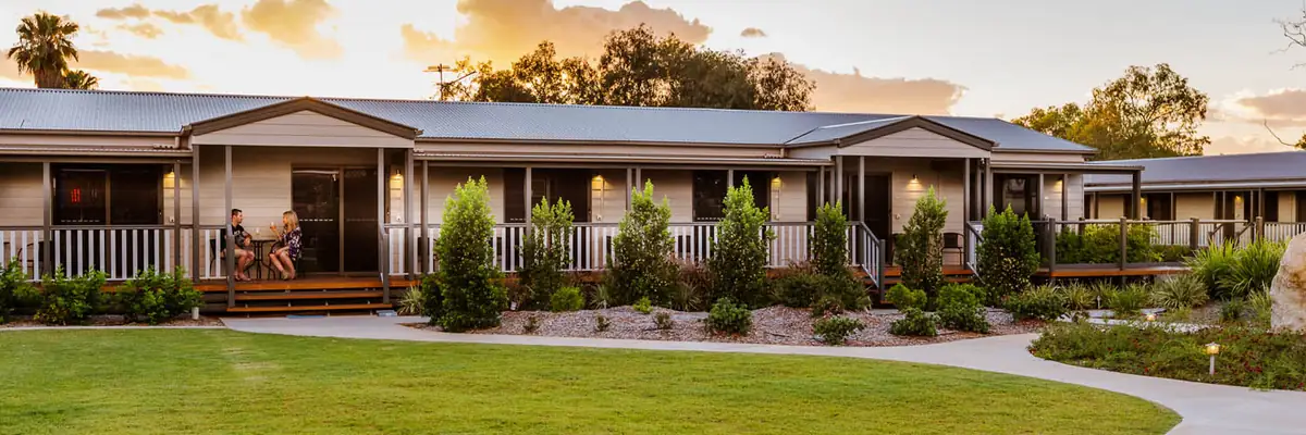 On The Rocks – Wills Street, Charleville