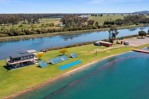 Papalia’s Lakeside Restaurant – Mulwala NSW (photo 3)