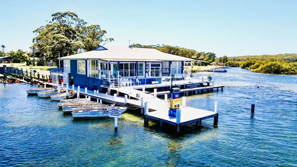Pelican Shores Cafe and Marina – 28 Sussex Road, Sussex Inlet