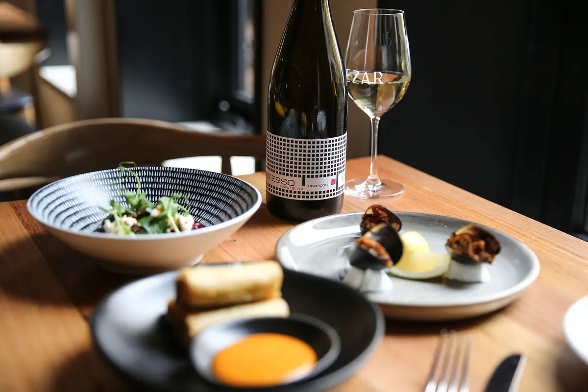 Sezar – 6 Melbourne Place, Melbourne