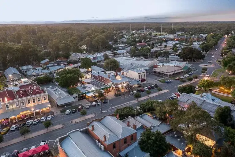 Shamrock Hotel – Echuca VIC (photo 3)