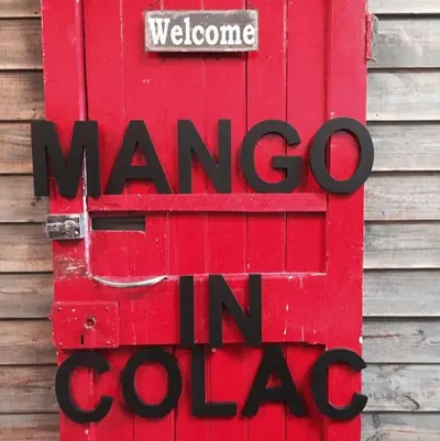 Mango Thai logo