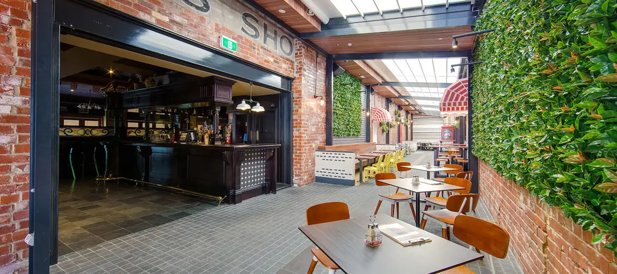 The Bended Elbow – 480 Dean Street, Albury