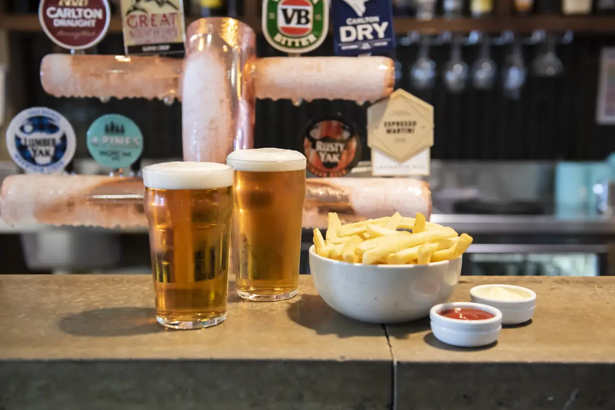 The Coach – 33 Maroondah Highway, Ringwood