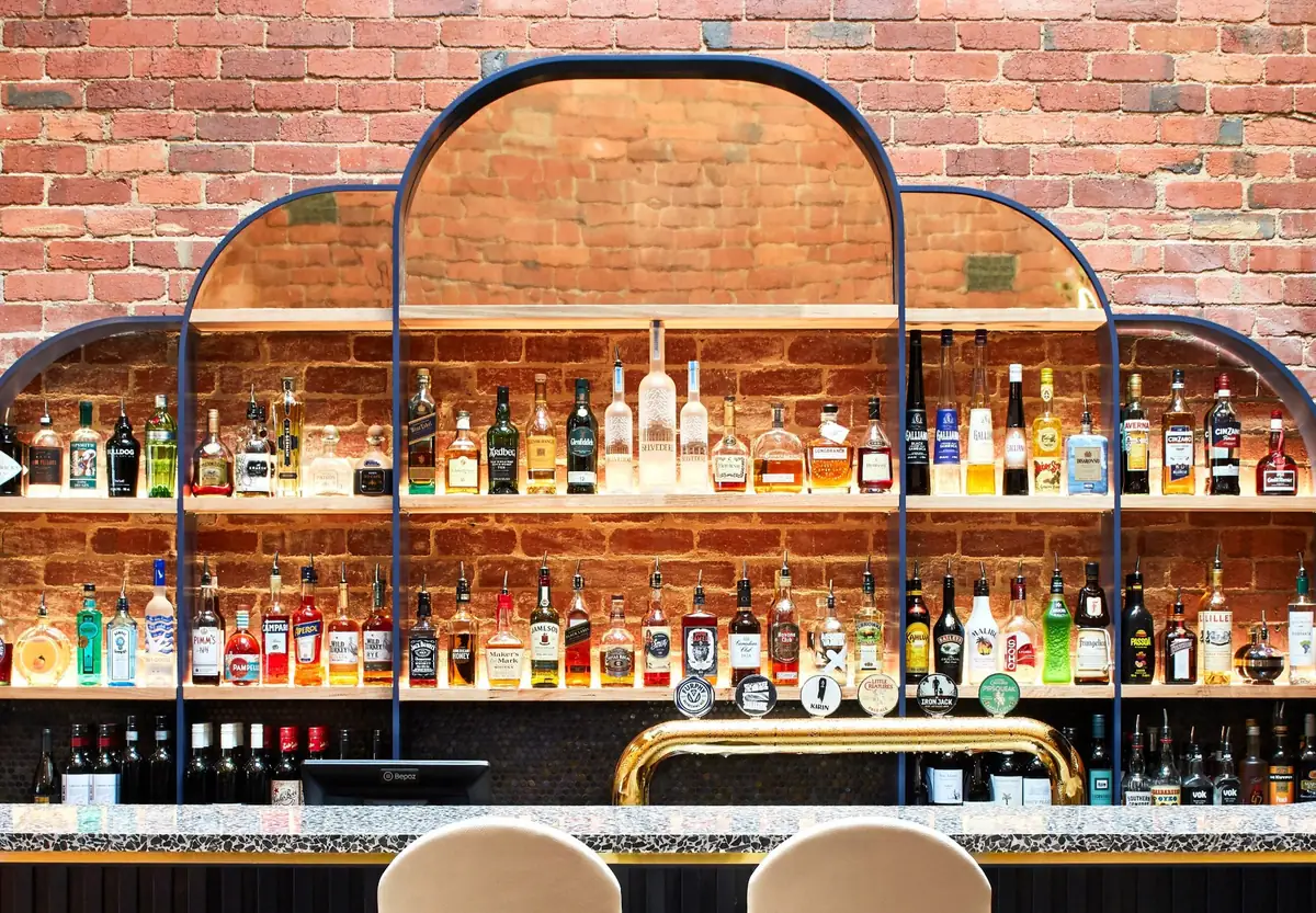 The Essendon Hotel – 914-918 Mount Alexander Road, Essendon