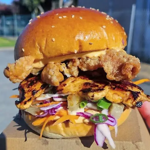 The Famished Wolf – 8 Hewish Road, Croydon