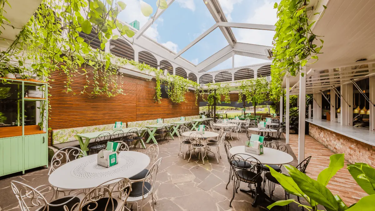 The Glen Hotel – 24 Gaskell Street, Eight Mile Plains
