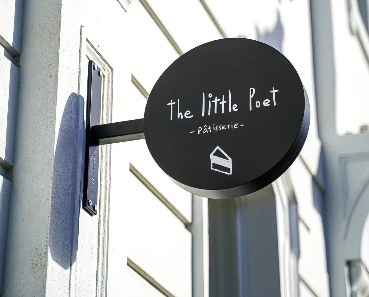 The Little Poet – 6 Victoria Street, Hobart