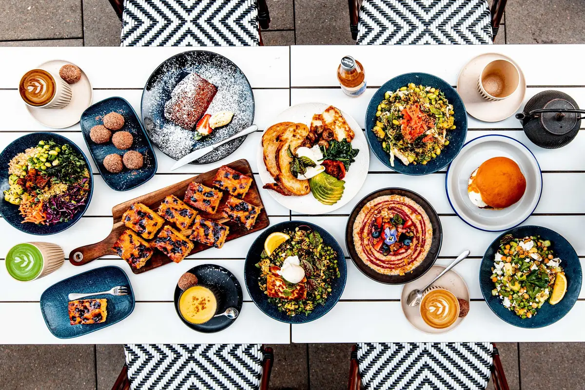 Three Beans – 1/ Nineteenth Avenue, Elanora