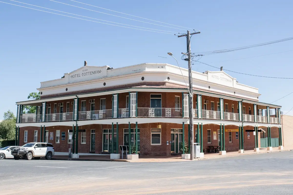 Tottenham Hotel – 77 Umang Street, Tottenham, NSW