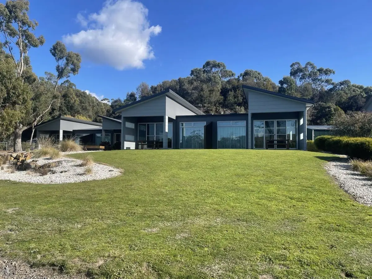 Waterfront Cafe – 17A Devonport Road, Miandetta